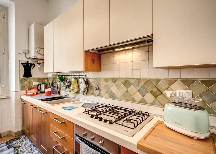 3 Bedrooms Vatican Center