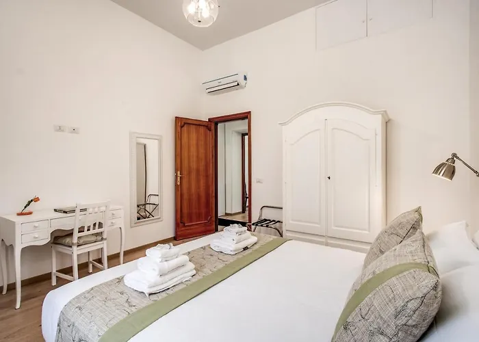 3 Bedrooms Vatican Center Appartement Rome